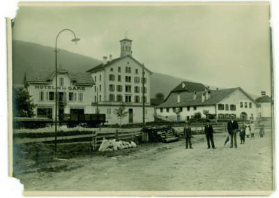 No 110 - Eclairage public